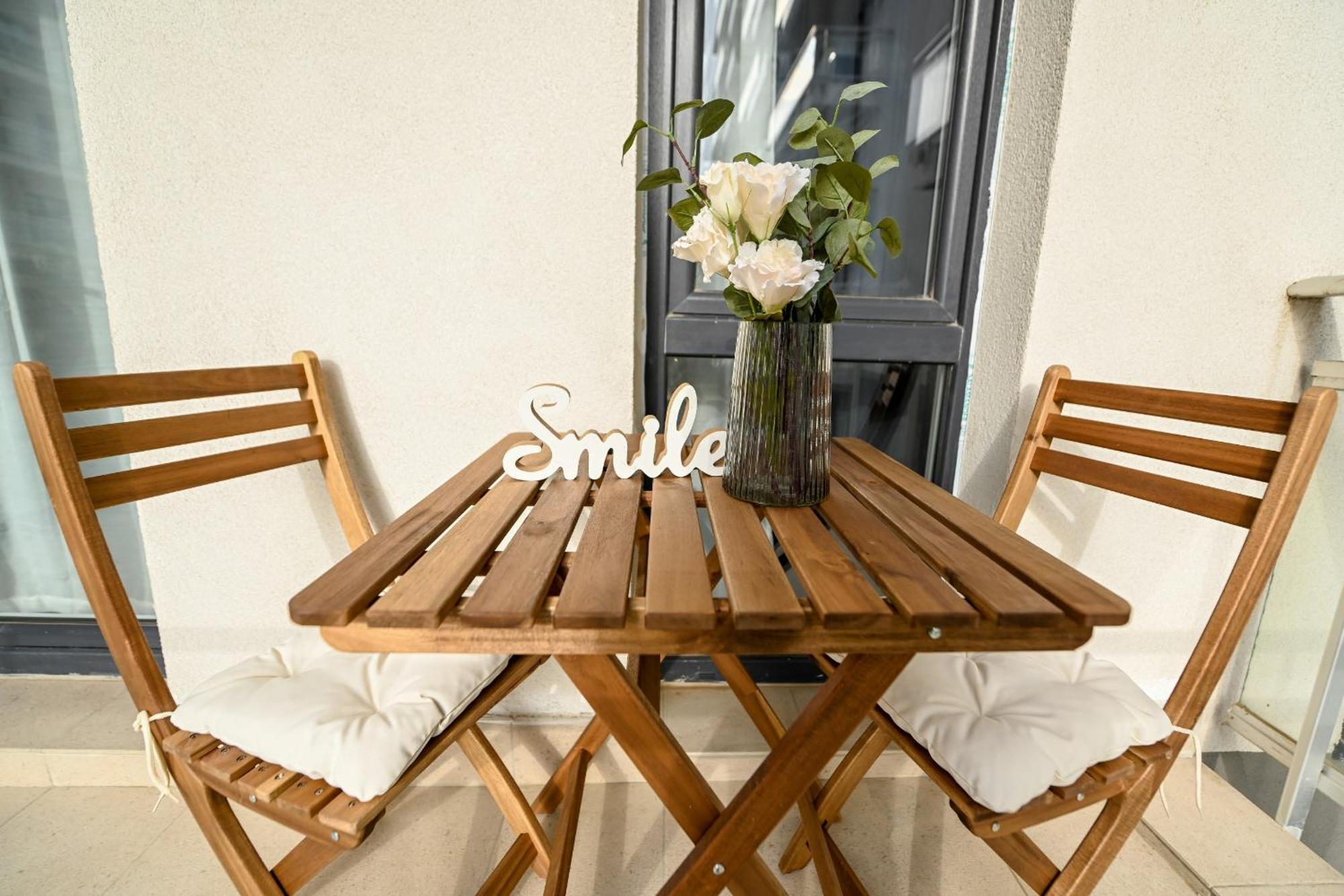 Perfect Stay: Urban Heaven In Aviatiei Business Area Βουκουρέστι Δωμάτιο φωτογραφία